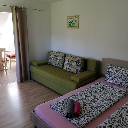 Apartment Marjetka Жировница Экстерьер фото