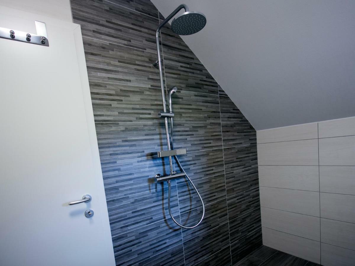 Apartment Marjetka Жировница Экстерьер фото